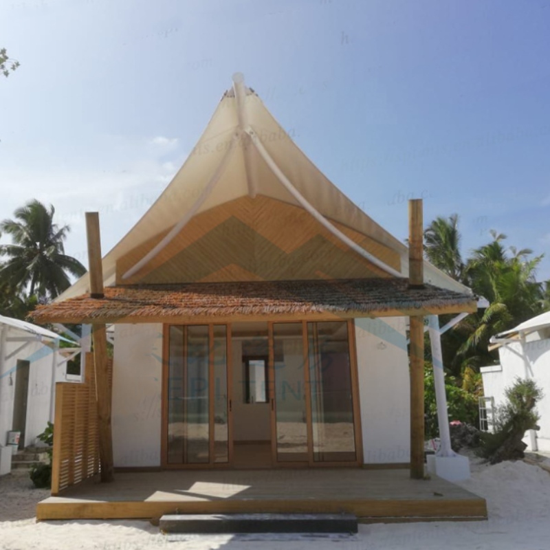 Maldiven badplaats hotel accommodatie tenten